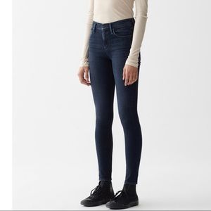 AGOLDE Sophie High Rise Skinny Jean in Vacant